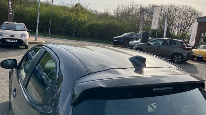 Toyota Yaris 1.5 Hybrid Icon 5dr CVT Hybrid Hatchback